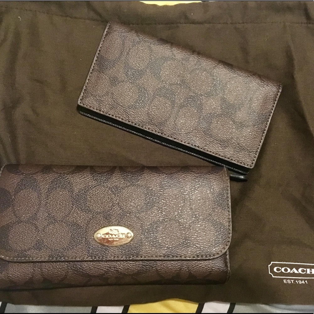 Coach Signature Pvc Tri-fold Wallet & Checkbook